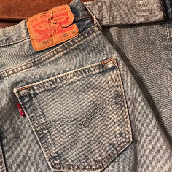 Vintage Levi’s 501 Highwaisted Jeans - Picture 3 of 7